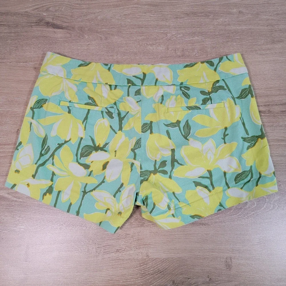 J. Crew Size 8 Floral‎ Flower Print Shorts Preppy Casual Classy Easy Minimalist